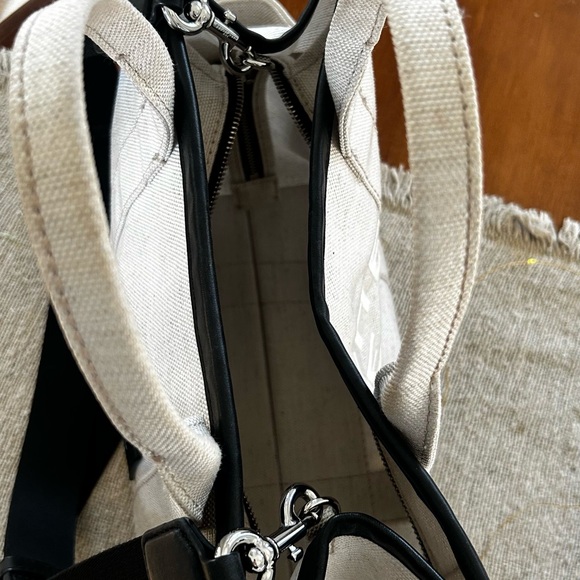 Marc Jacobs THE JACQUARD
MEDIUM TOTE BAG
Non-smoking home 
Excellent condition ! - Picture 10 of 16